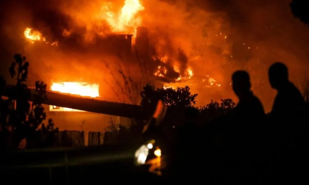 Καταστροφικό το πέρασμα της φωτιάς στην Πελοπόννησο - Δορυφορική εικόνα